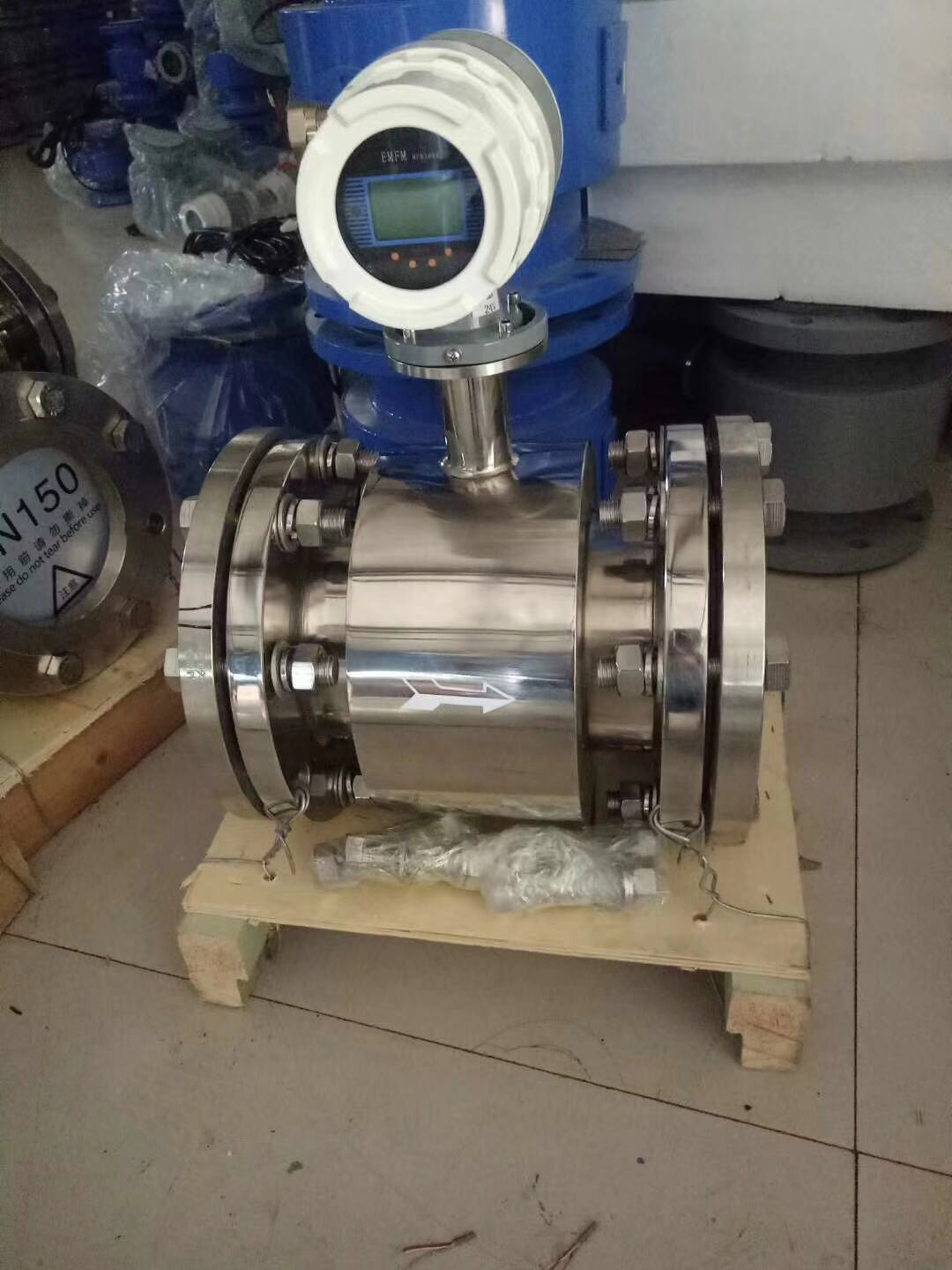 304不銹鋼智能電磁流量計(jì)，一體管道式，價(jià)格，廠家